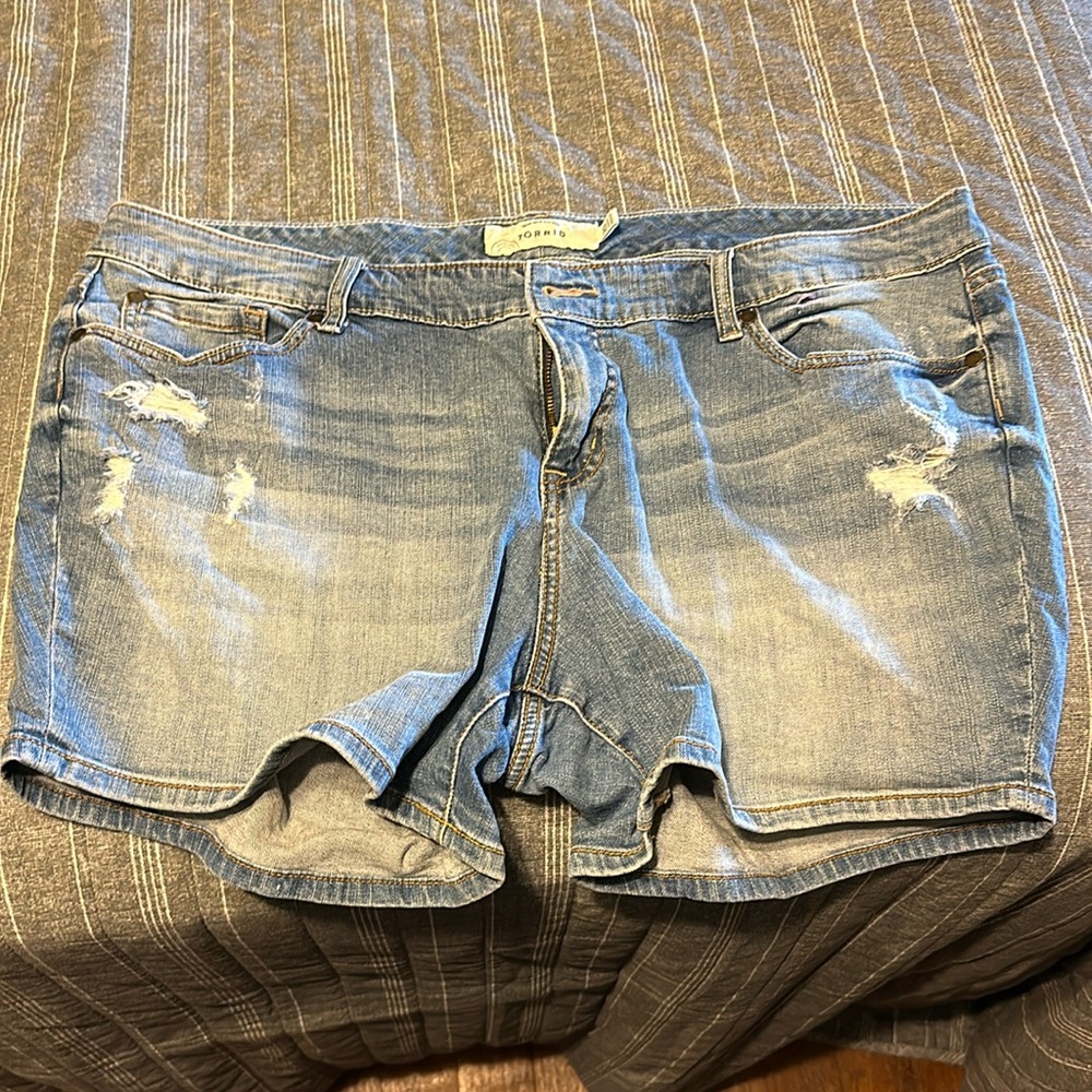 Women’s plus size shorts